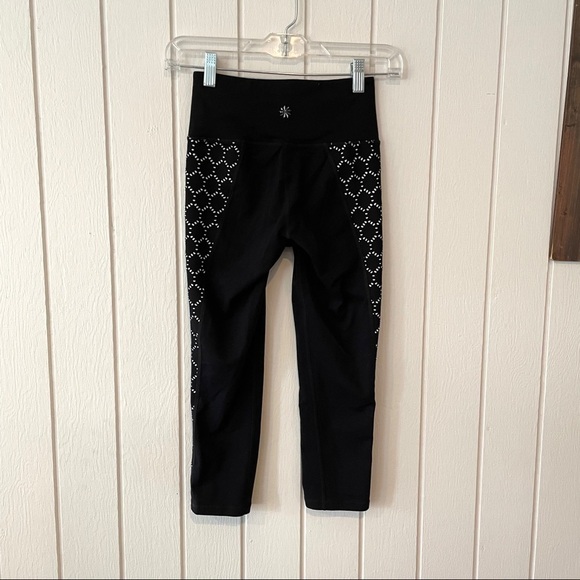 Athleta Black and White Eyelet Cropped Tights - Picture 7 of 7